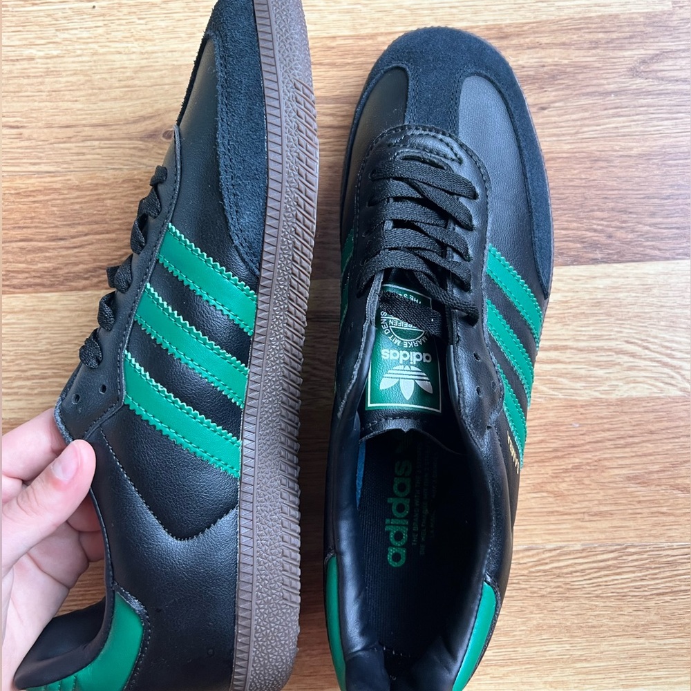 ‘Austin FC x Adidas Samba’ - Team Black Real Green Sneakers